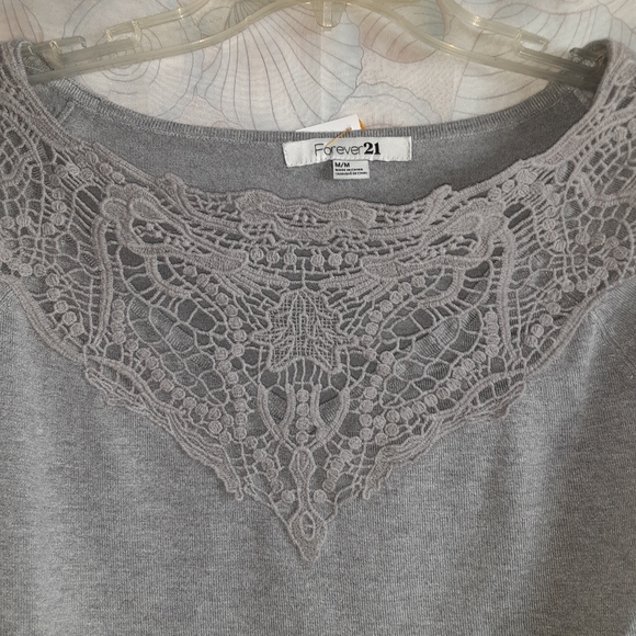 - Forever21 Gray Top - Picture 2 of 6